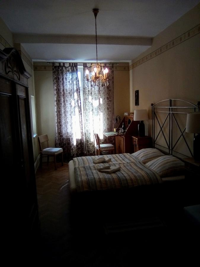 Bed & Breakfast Wohnen Im Burghotel Lorch am Rhein